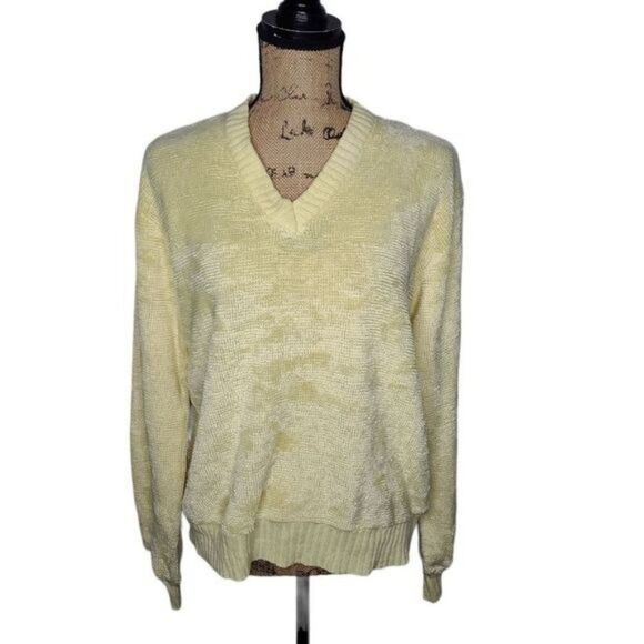 Vintage 80s Pale Pastel Yellow Fuzzy Chenille V-neck sweater Large - Picture 1 of 12